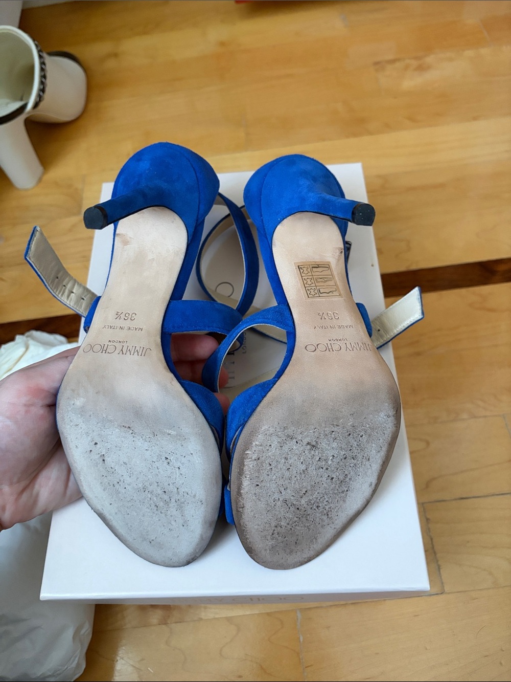 JIMMY CHOO BLUE SUEDE SIZE 36.5 STRAPPY SANDALS MADE IN ITALY - Picture 7 of 10